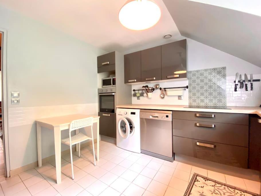 Grand Appartement Sur Les Quais D'Auxerre Pour 7 Personnes Exterior photo